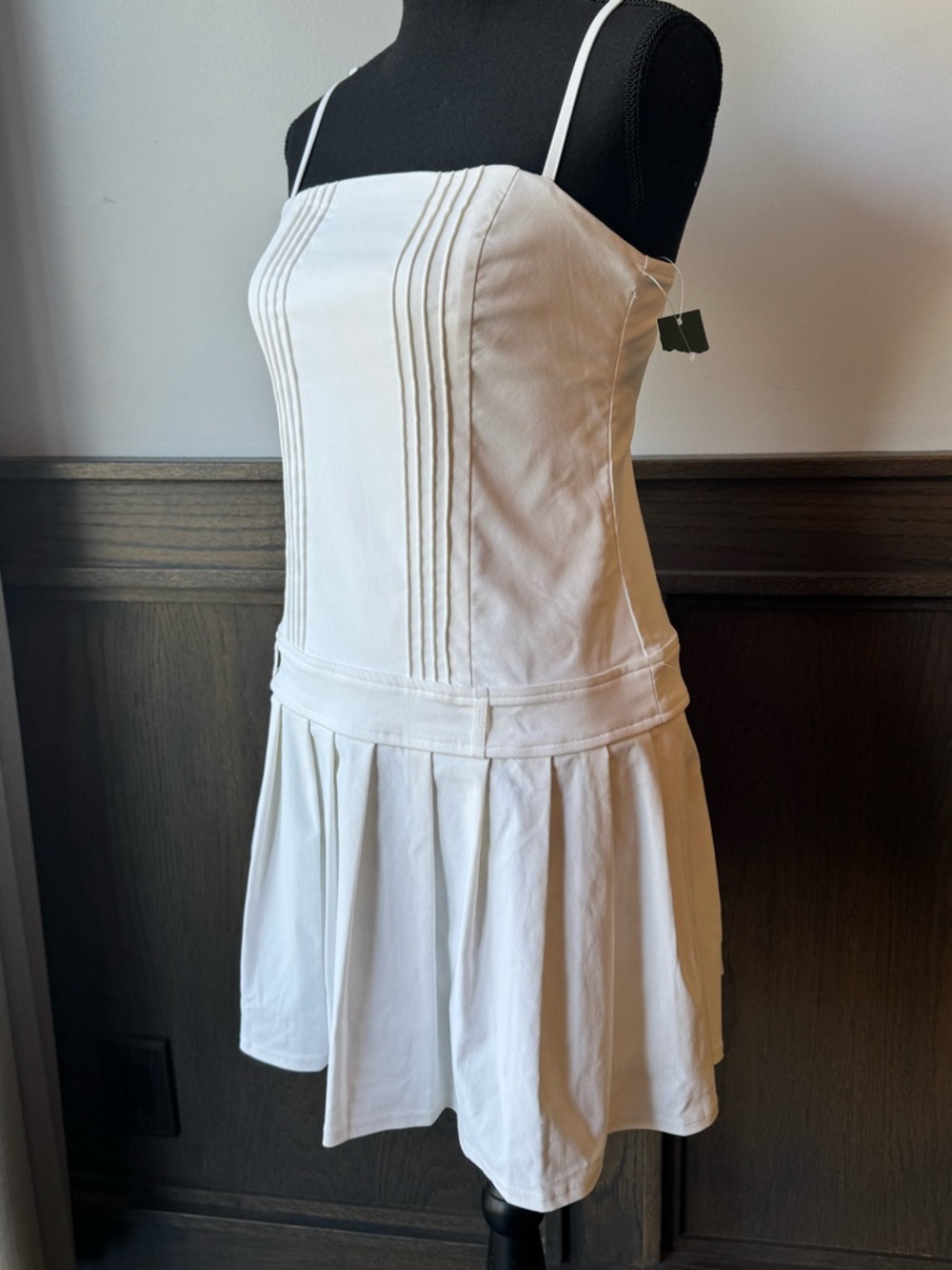 Wild fable White Spaghetti Strap Pleated Sundress tennis prep NWT medium - Picture 5 of 7